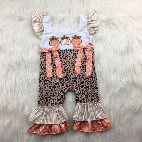 Thanksgiving cute pumpkin 🎃 embroidery romper - Picture 2 of 8